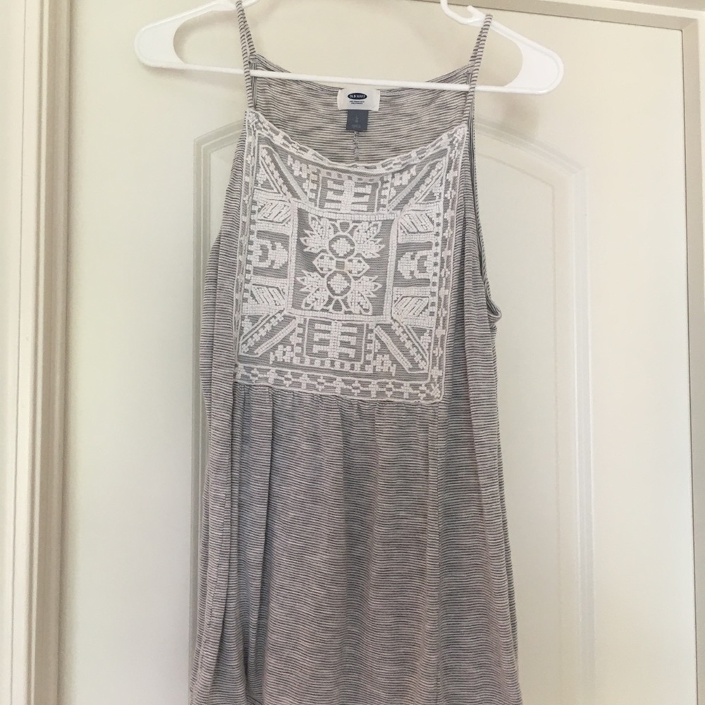 Striped tank top with pattern on front